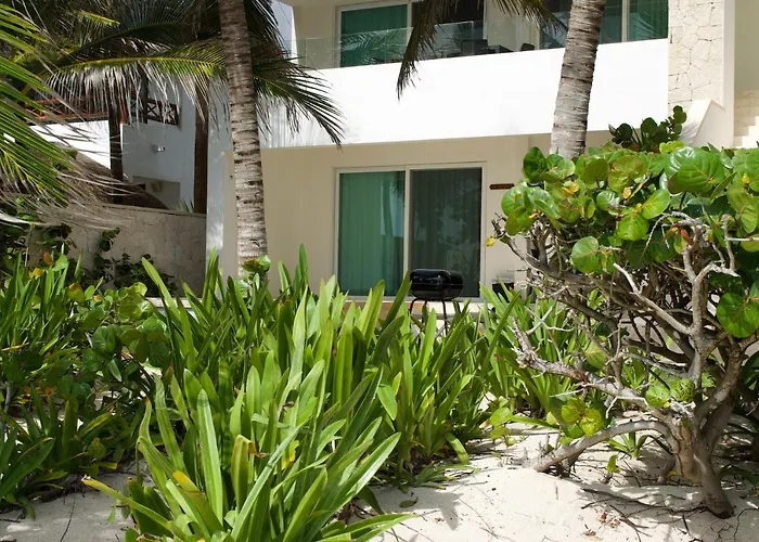 Casa Coral - Luxury Condos